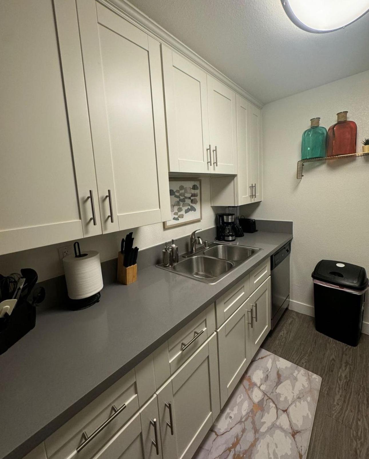 Appartamento Luxury One Bedroom Free Parking&pool