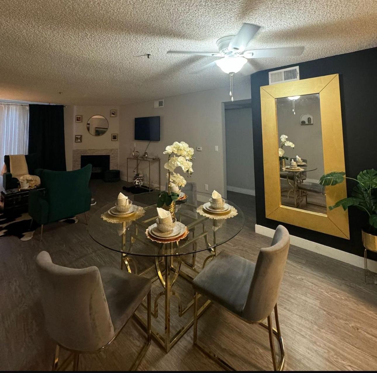 Appartamento Luxury One Bedroom Free Parking&pool